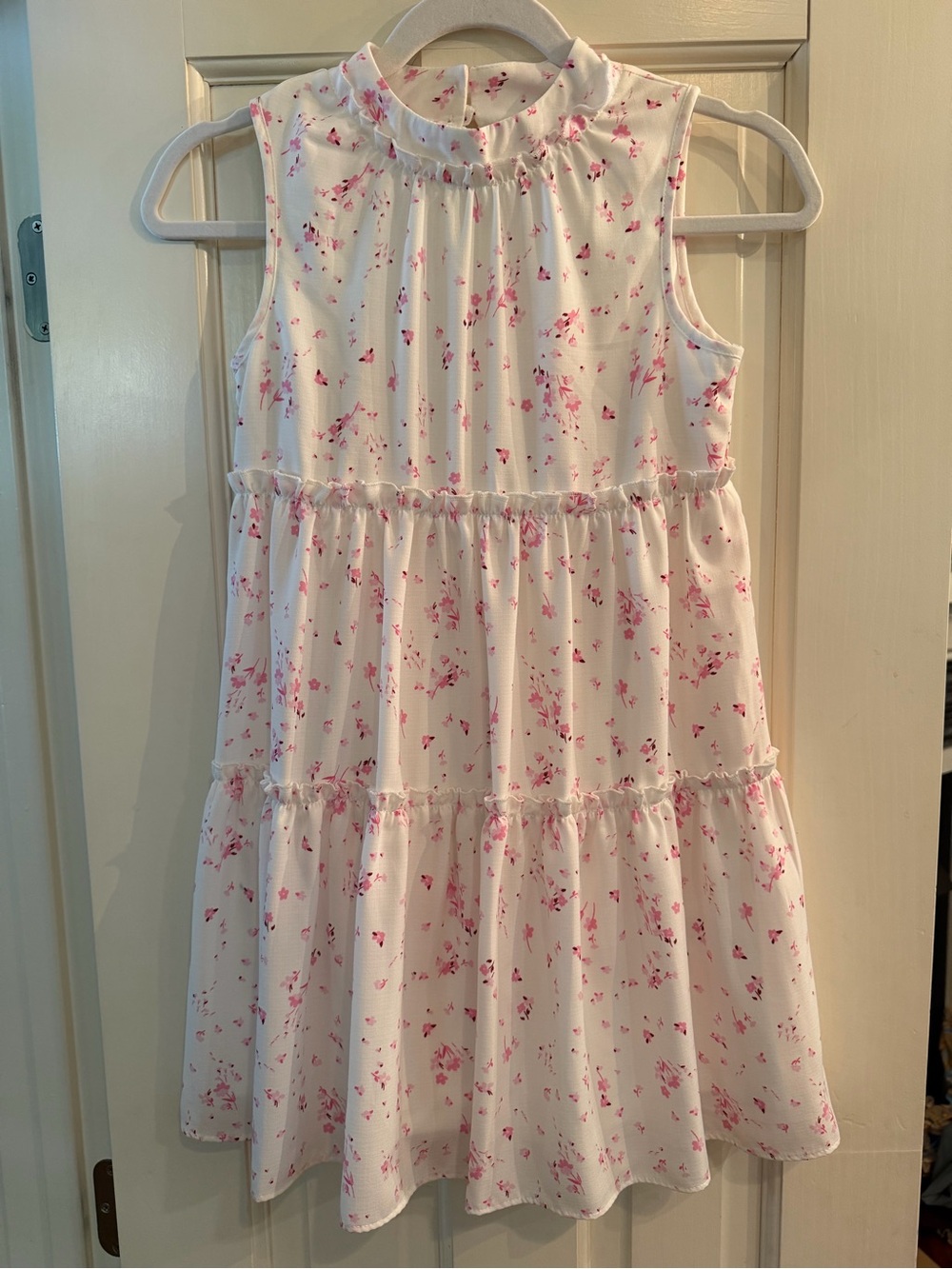 Gianni Bini White Sleeveless Tiered Dress with Pink Floral Print NEW